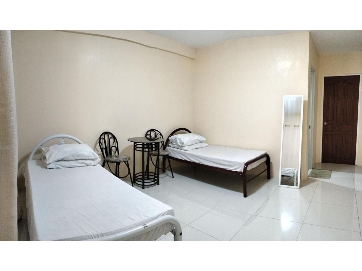 Oyo 800 Ddd Habitat Dormtel 2*