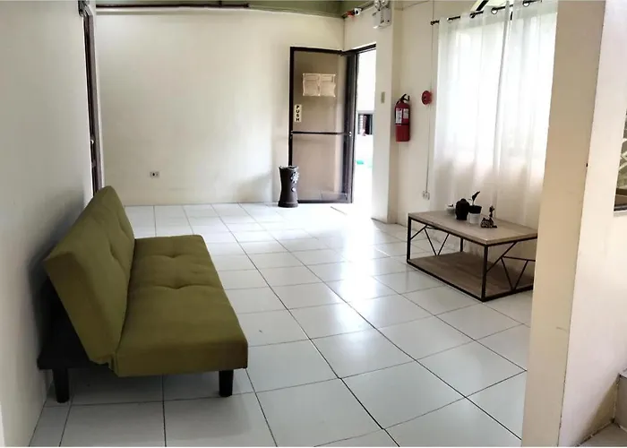 Oyo 800 Ddd Habitat Dormtel Bacolod