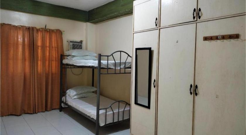 Hotel Oyo 800 Ddd Habitat Dormtel Bacolod