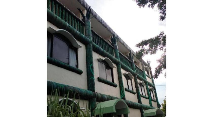 Hotel Oyo 800 Ddd Habitat Dormtel 2*