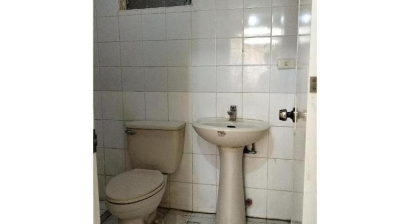 Oyo 800 Ddd Habitat Dormtel Bacolod